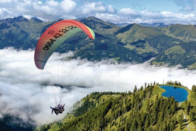 Private paragliding tandem flight in Fulseck - What to Expect from the Paragliding Adventure in Fulseck