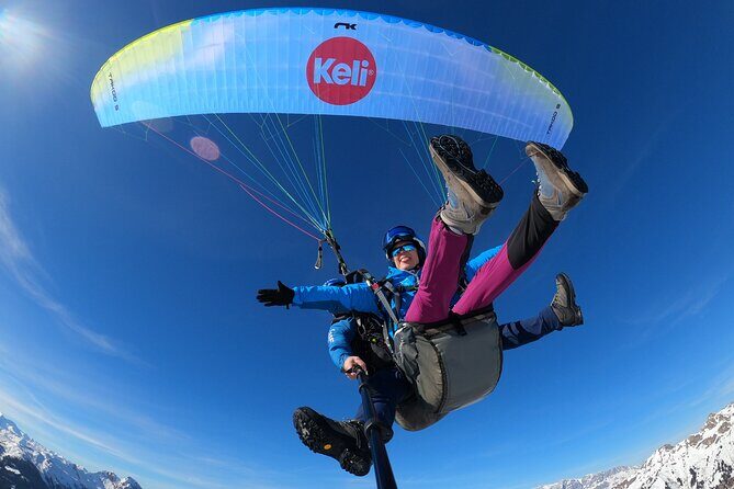Private paragliding tandem flight in Fulseck - Who Will Love This Experience?