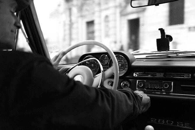 Private Paris guided Tour by classic 1970 Mercedes S Class - Who Is This Tour Best For?