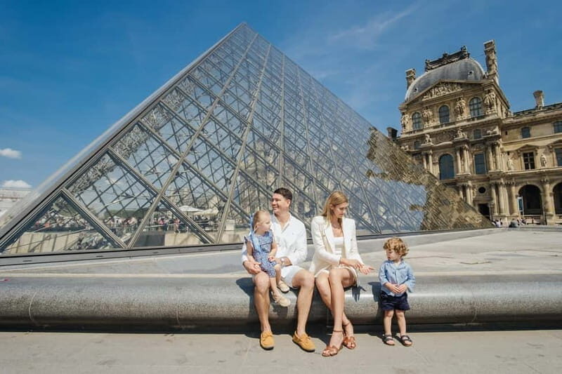 Private Paris multiple places photoshoot by a filmmaker - An In-Depth Look at the Experience