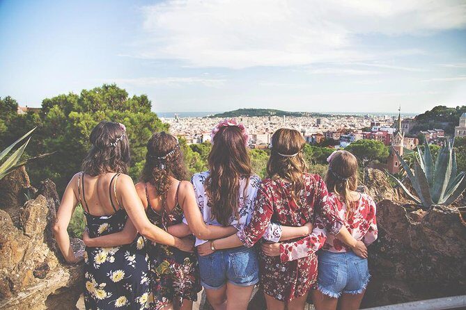 PRIVATE Park Güell Photoshoot Skip the line - FAQ