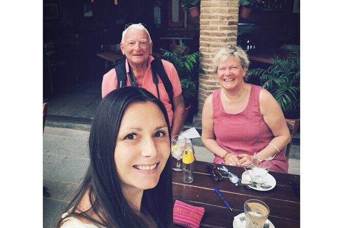 Private personalized Seville street tour of 2.5 hours - The Experience and the Guides
