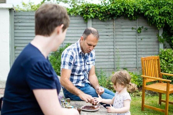 Private Photo Session with a Local Photographer in Dublin - Key Points