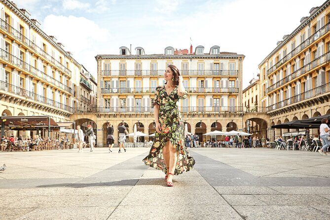 Private Photo Session with a Professional in San Sebastián - Key Points