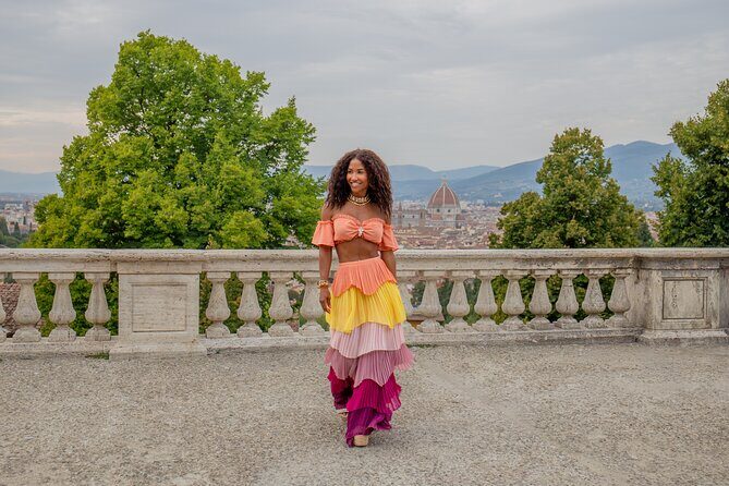 Private Photo Shooting walking Tour with a local around Florence - Experience Breakdown: What to Expect from the Tour