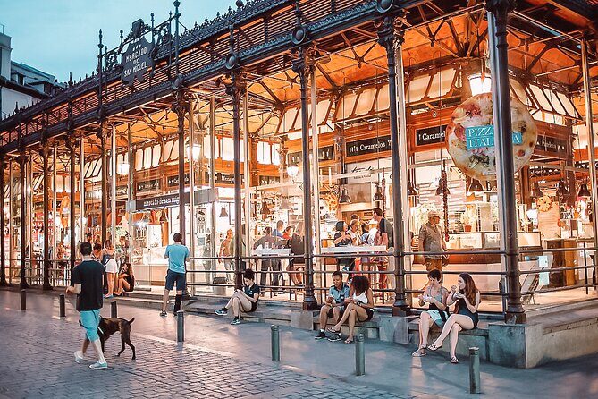 Private Photography Tour in Madrid with Personal Guide and Photographer - The Sum Up