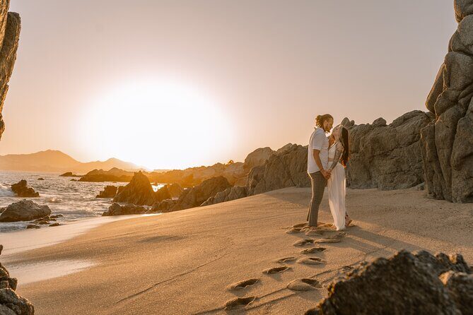 Private Photoshoot for Couples in Playa Los Cabos - The Experience from the Customer Perspective