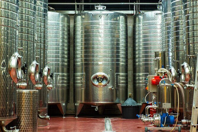 Private PICNIC in Bohemian Vineyards and Wine Tasting 4WD Tour - FAQ