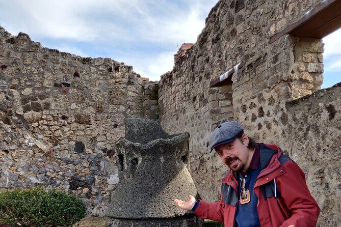 Private Pompeii Tour with Fast-Entrance Tickets to the Ruins & Exclusive Guide - Key Points
