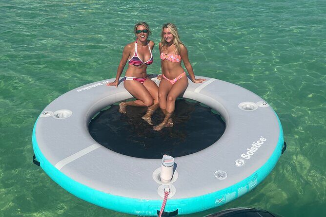 Private Pontoon in Crab Island with Captain - FAQs