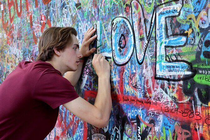 Private Prague Photoshoot for Individuals, Couples and Families - FAQ