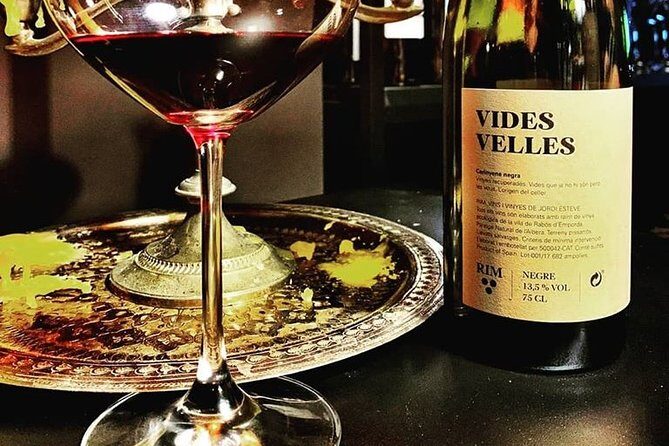 Private premium wine tasting and tapas - Key Points