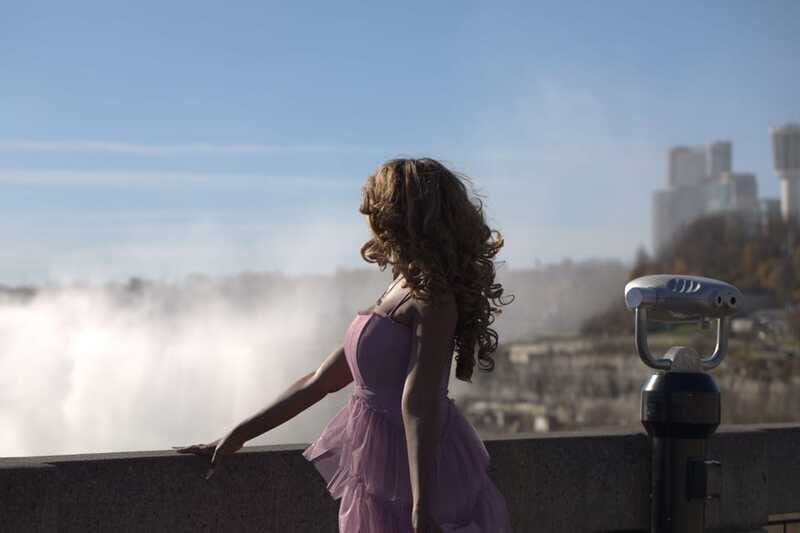 Private Professional Photo Shoot in Niagara Falls - The Photos and Post-Session Access