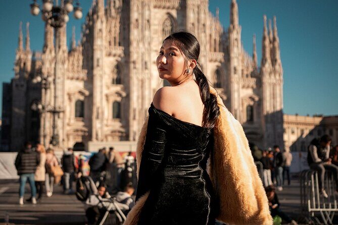 Private Professional Photoshoot at Milan Duomo - Who Would Love This Experience?