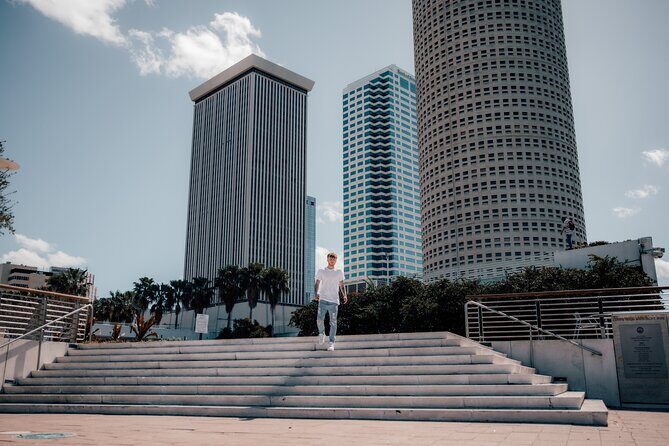 Private Professional Vacation Photoshoot in Chicago - Key Points