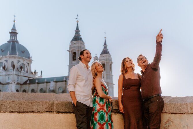 Private Professional Vacation Photoshoot in Madrid - Key Points