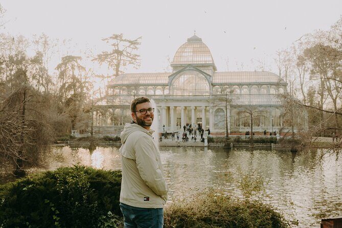 Private Professional Vacation Photoshoot in Madrid - Who Should Consider This Experience?