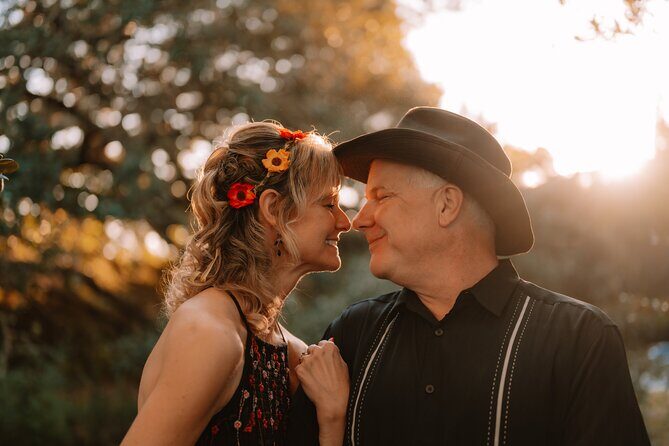 Private Professional Vacation Photoshoot in Petaluma - The Meeting Point and Timing