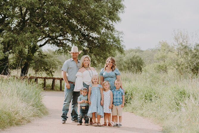 Private Professional Vacation Photoshoot in Savannah - Who Should Consider This Tour?