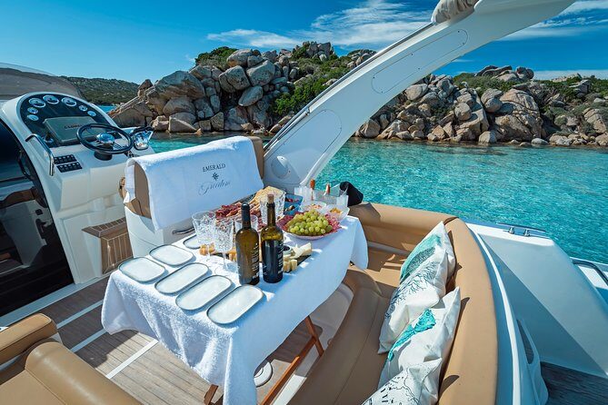 Private Rib Tour La Maddalena archipelago with skipper 4 or 8 hours - Key Points