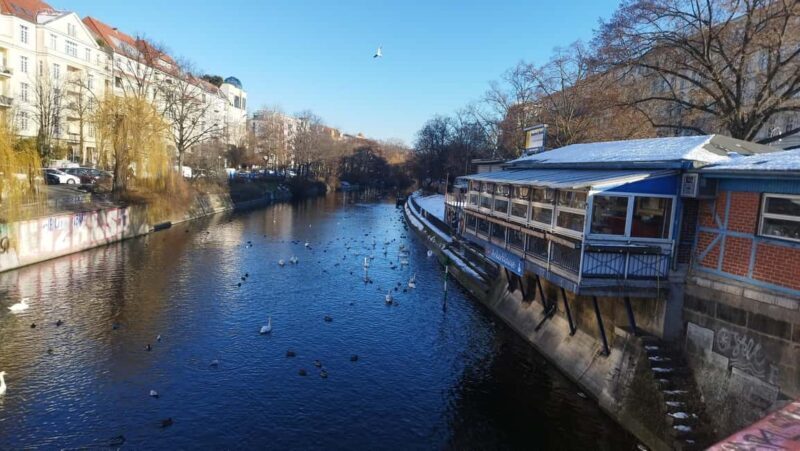 Private Rickshaw Berlin Secrets Taylor-Made up-to 6 Pers. - Who Will Love This Tour?