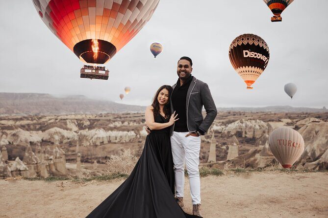 Private Romantic Photoshoot in Cappadocia with Balloon View - Key Points
