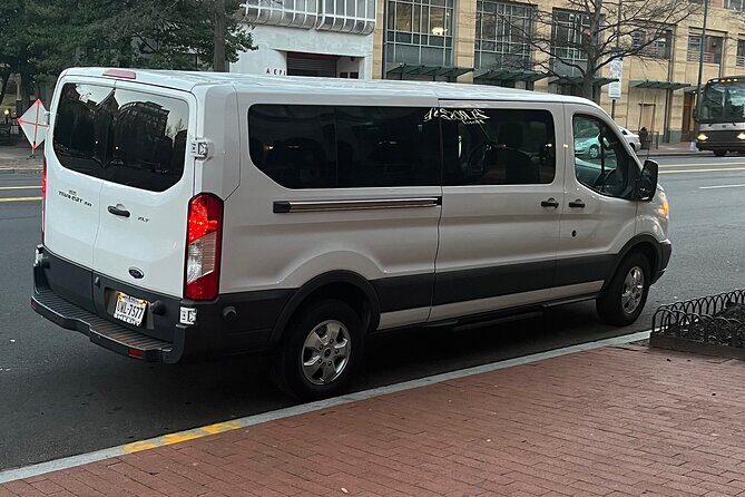 private Ronald Reagan, Washington National Airport transfer - Key Points