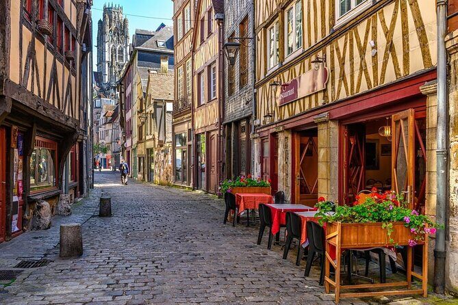 Private round transfer to Deauville Rouen Honfleur from Le Havre - Key Points