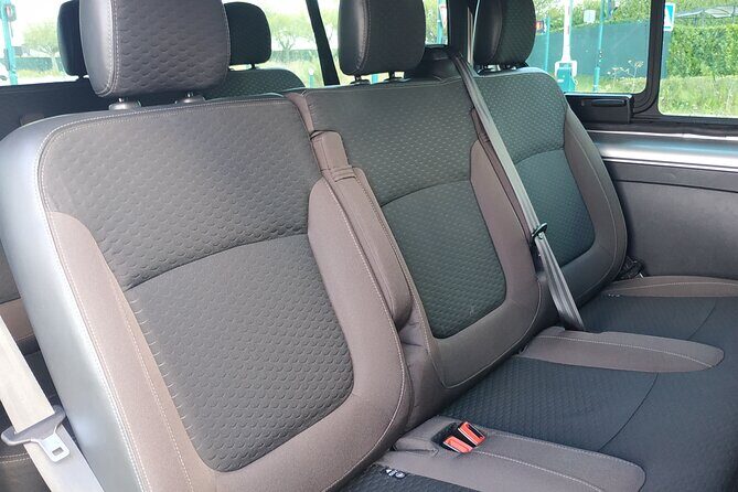 Private round trip transfer from/to Paris airports - The Sum Up