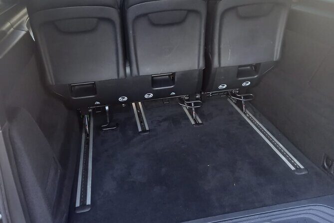 Private round trip transfer from/to PARIS DISNEYLAND - A Closer Look at the Transfer Experience