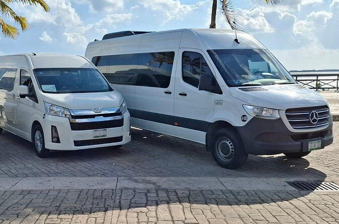 Private Roundtrip transfer from Cancun Airport up Puerto Morelos - The Experience with Alis Tours