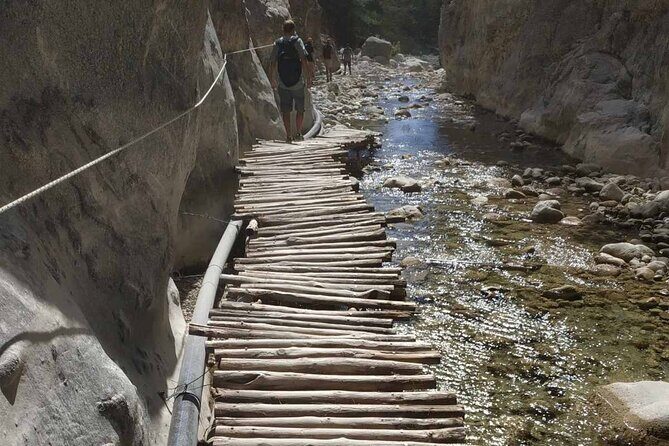 Private Roundtrip Transfer from Chania to Samaria Gorge Park - Who Should Consider This Tour?