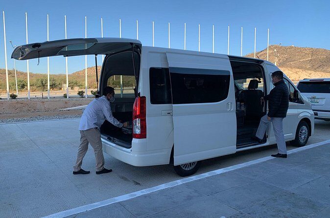 Private Roundtrip Transfer from Los Cabos Airport - The Experience on the Road