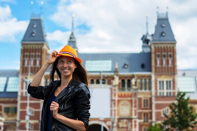 Private Roundtrip Transfer Schiphol Airport to Amsterdam - The Experience in Detail