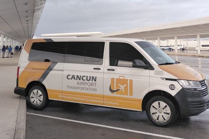 Private Roundtrip Transportation from CUN to Boulevard Kukulcan - Key Points