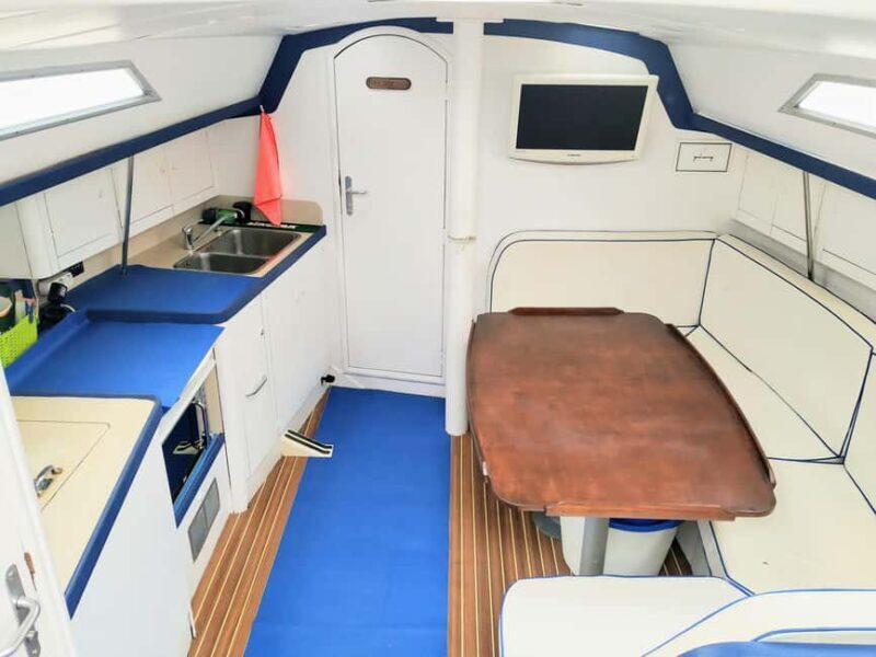 Private sailboat charter - coastal tour with snorkeling in the bay - Exploring the Canary Islands by Sailboat: A Practical Review of the Coastal Tour with Snorkeling