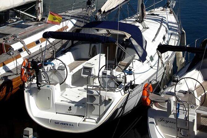 Private sailing and paddlesurfing tour with skipper up to 11 people - Setting the Scene: What to Expect on the Tour