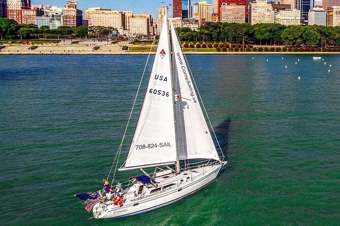 Private Sailing on Beautiful Lake Michigan - Navy Pier, Chicago - An In-Depth Look at the Experience
