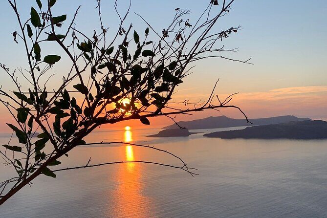 Private Santorini Island Tour with Hidden Gems & Local Secrets - Who Should Book This Tour?