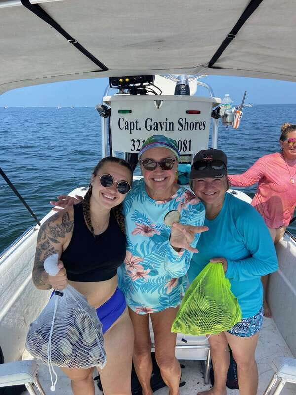 Private Scallop Hunt and Snorkel - What the Experience Looks Like