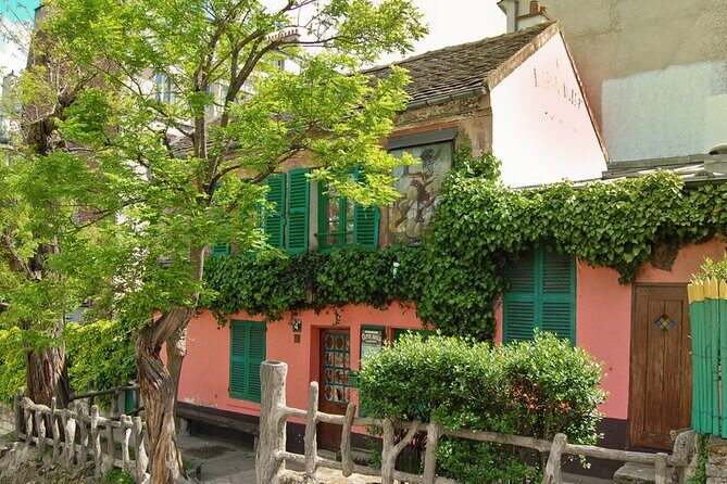 Private Scavenger Hunt in Montmartre - The Itinerary and What to Expect