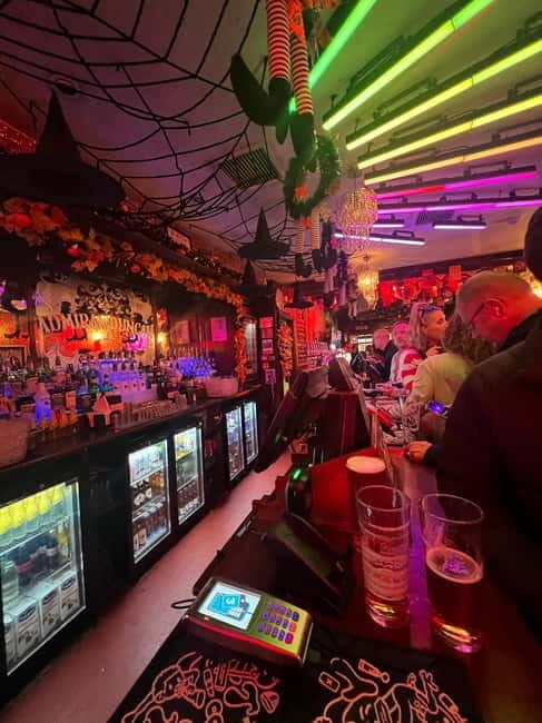 Private Secret Gay Bar Hopping Tour in Soho - Discover Soho’s Hidden Nightlife: A Detailed Look at the Gay Bar Hopping Tour