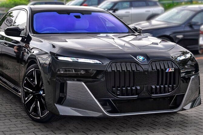 Private Sedan Arrival from J F Kennedy Airport JFK to Manhattan - Key Points