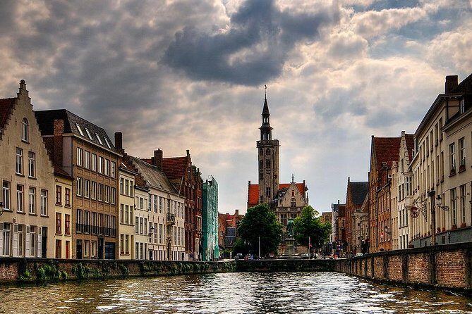 Private shore excursion from Zeebrugge to Bruges with driver and guide - Who Should Consider This Tour?