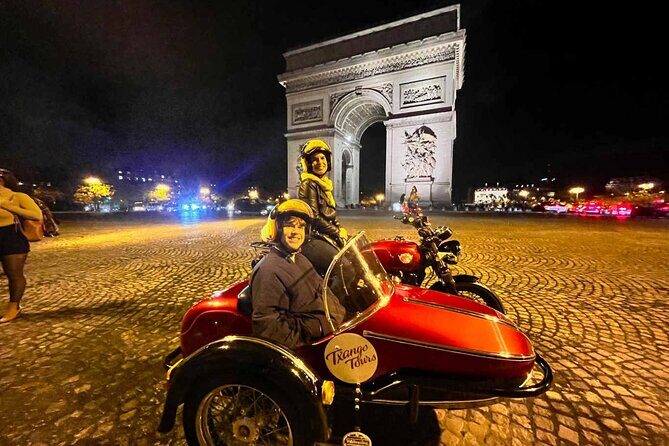 Private Sidecar Tour of Paris at Night with drinks - The Experience: A Deep Dive into the Tour Itself