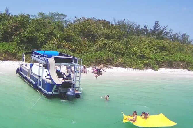 Private Siesta Funship Adventure/Dolphin Cruise Sandbar Stops - What to Expect During Your Trip