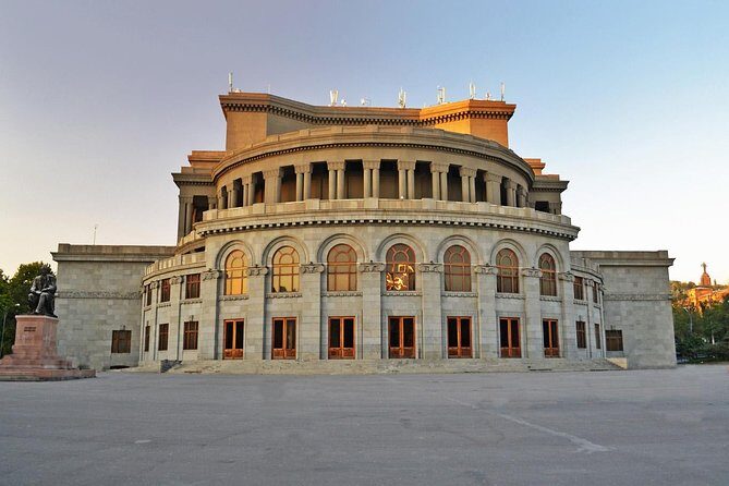 Private sightseeing and walking tour in Yerevan - The Sum Up