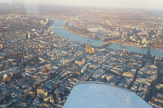 Private Sightseeing Flight above Cologne - Key Points