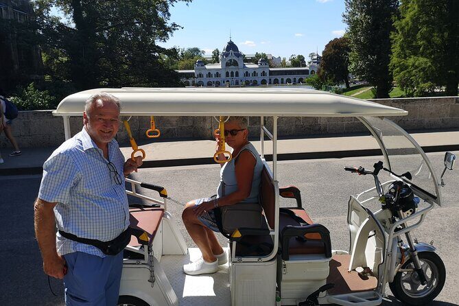 Private Sightseeing Tour using Electric Tuk Tuk Ride in Budapest - Key Points