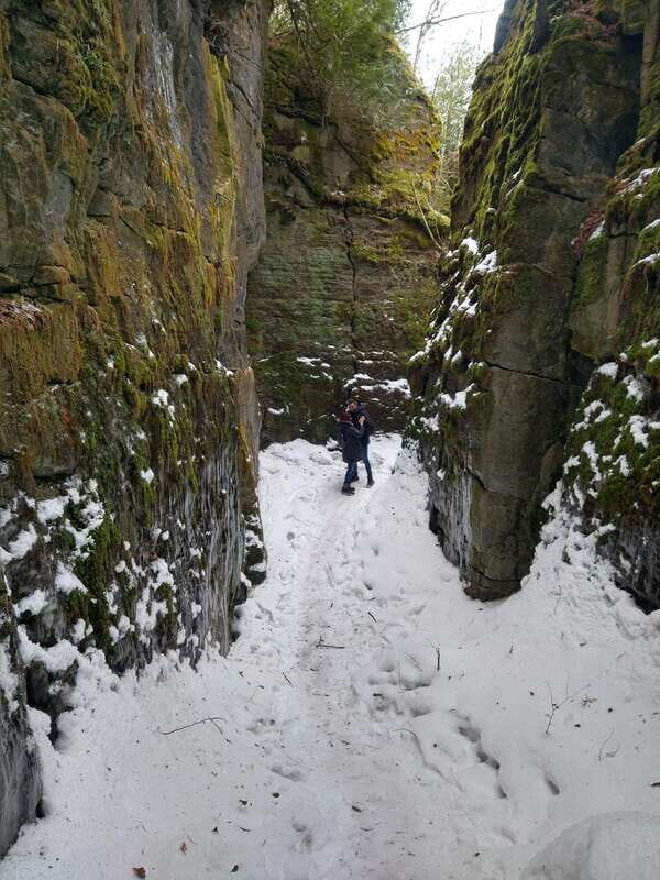 Private Singhampton Caves Snowshoe-Collingwood/Blue Mountain - What’s the Experience Like?
